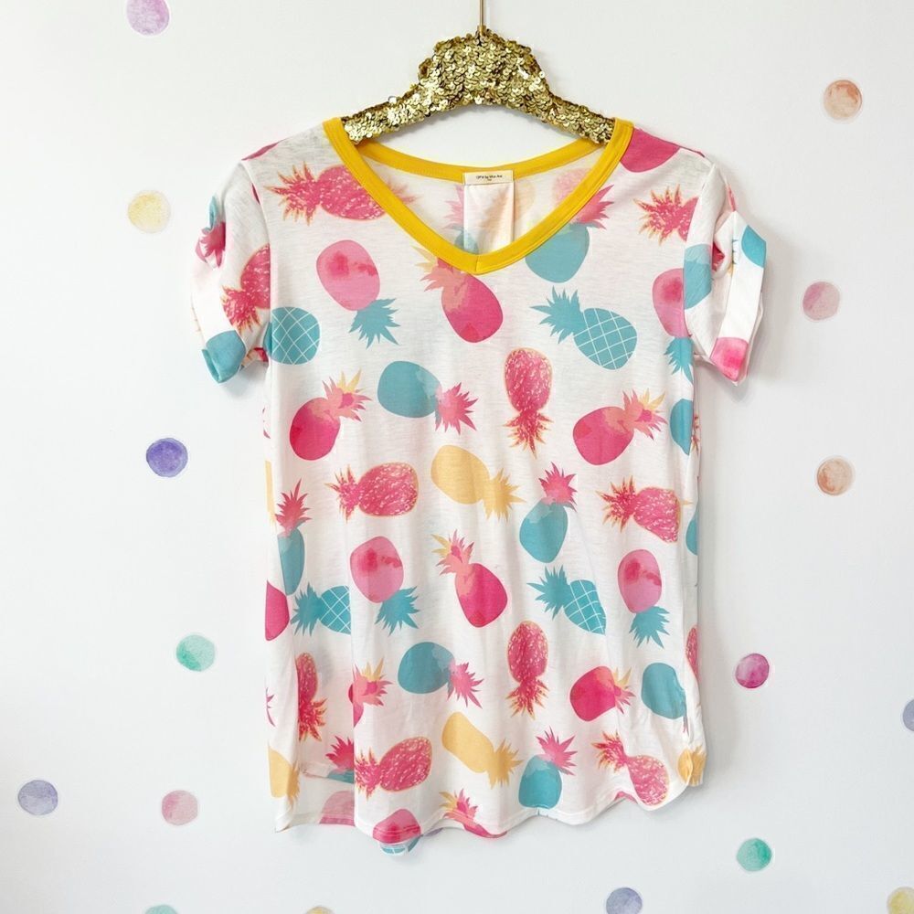 Colorful Pineapple Top  